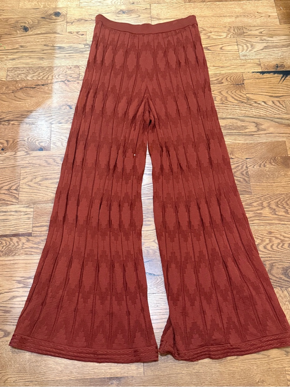 M by Missoni. Rust Classic Geometric Knit Flare Wool Blend Pants. Size Large.